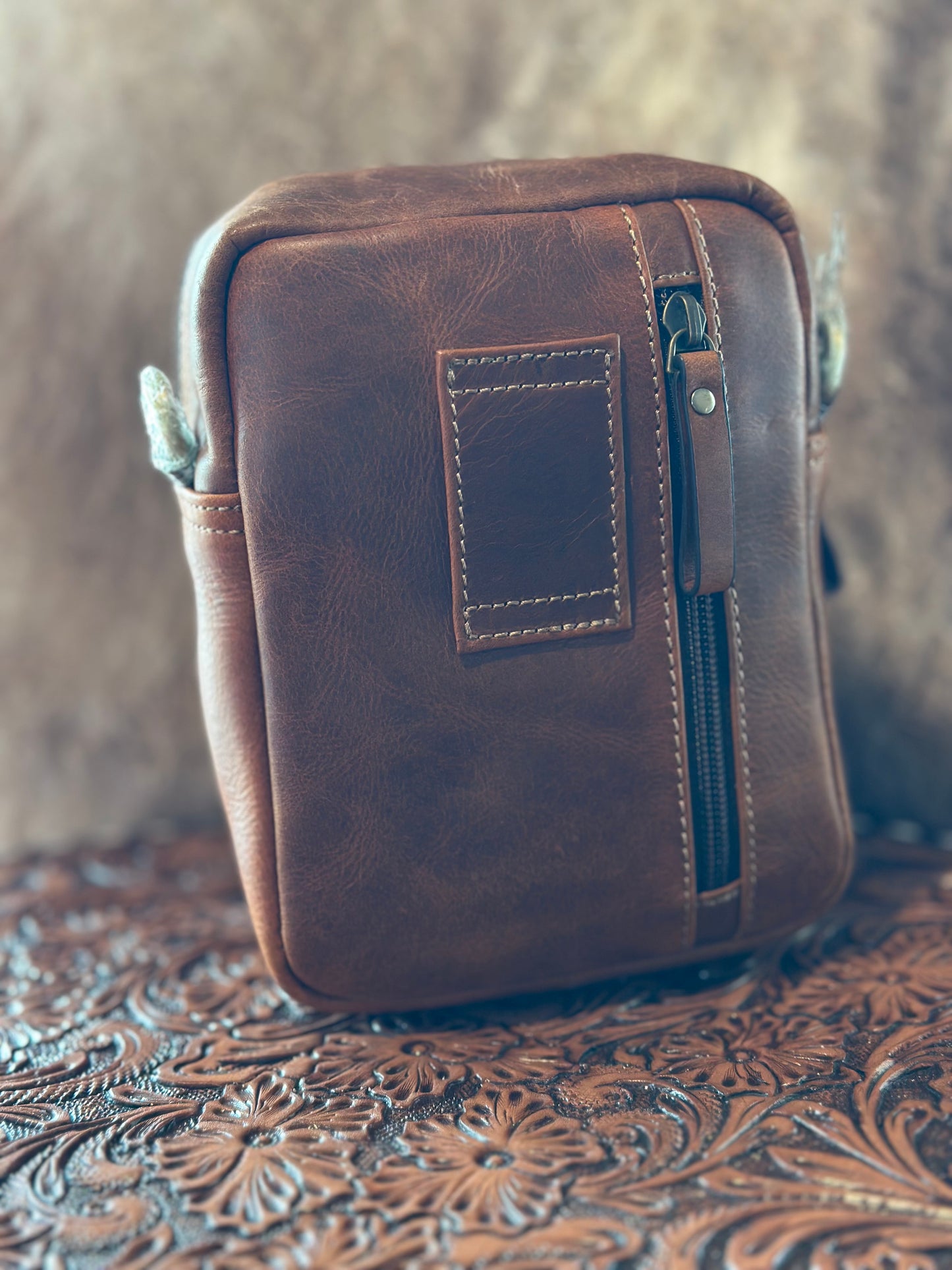 Leather Crossbody purse!