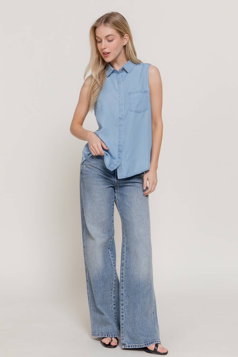 Sleeveless With Pocket Tencel Shirt: IVY-BEIGE / M