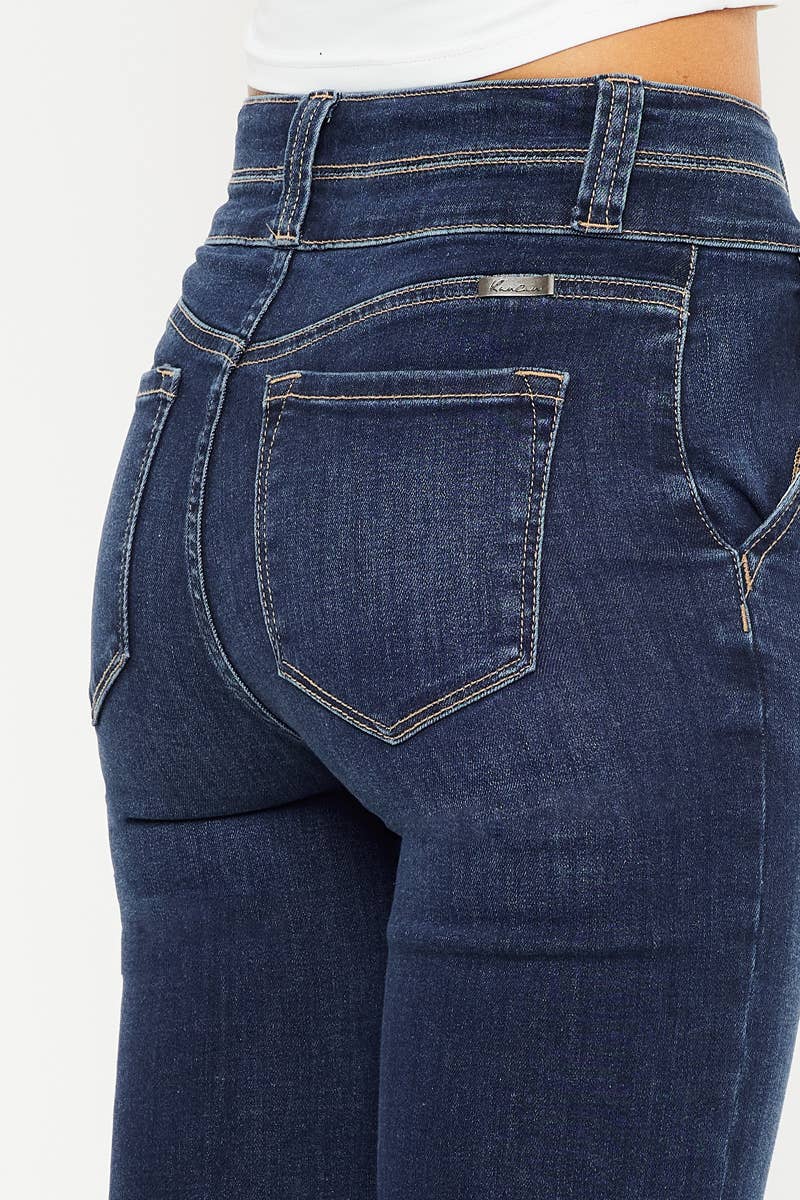 KC8600D: Bootcut kancan Jeans