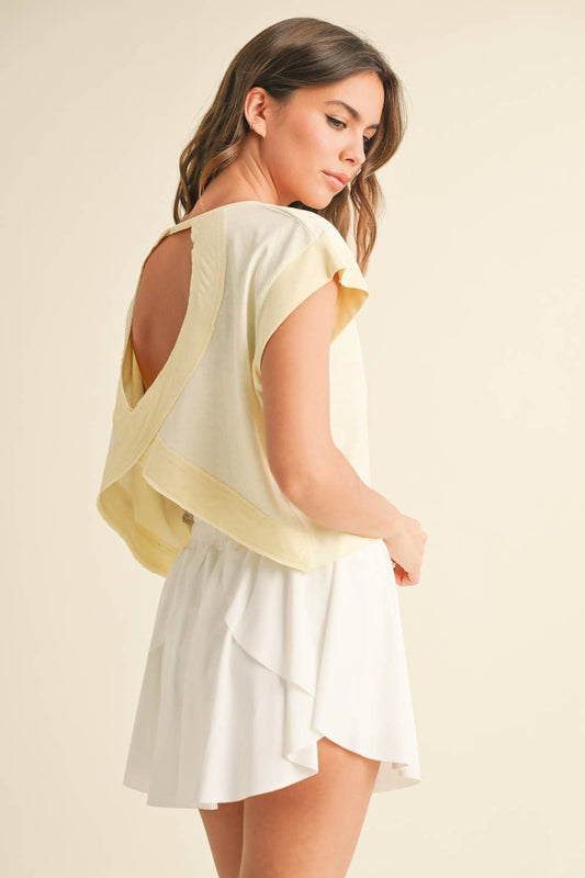 Cutout Back Layering Tee: Lemon / M