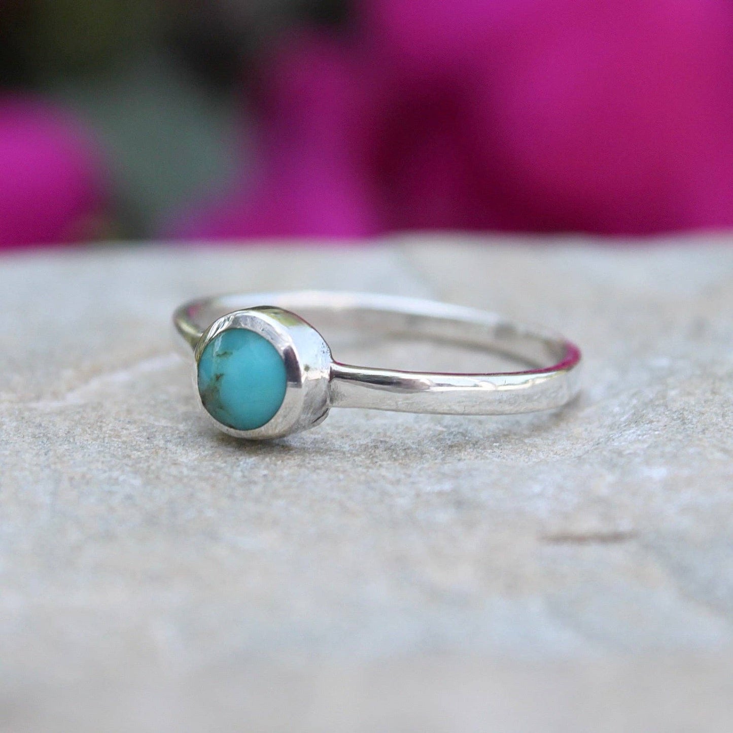 R-88 Tiny Round Turquoise Ring: 7