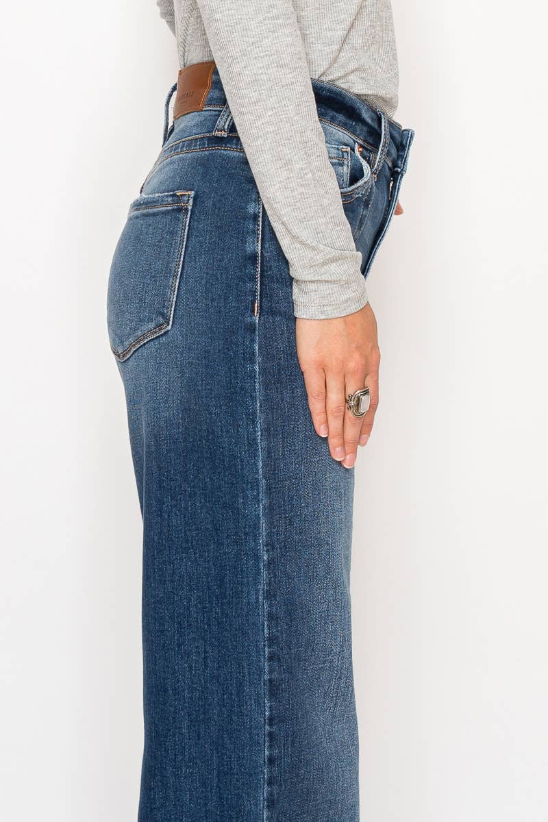 ECO FABRIC HIGH RISE RELAXED FLARE JEANS: 15(31)