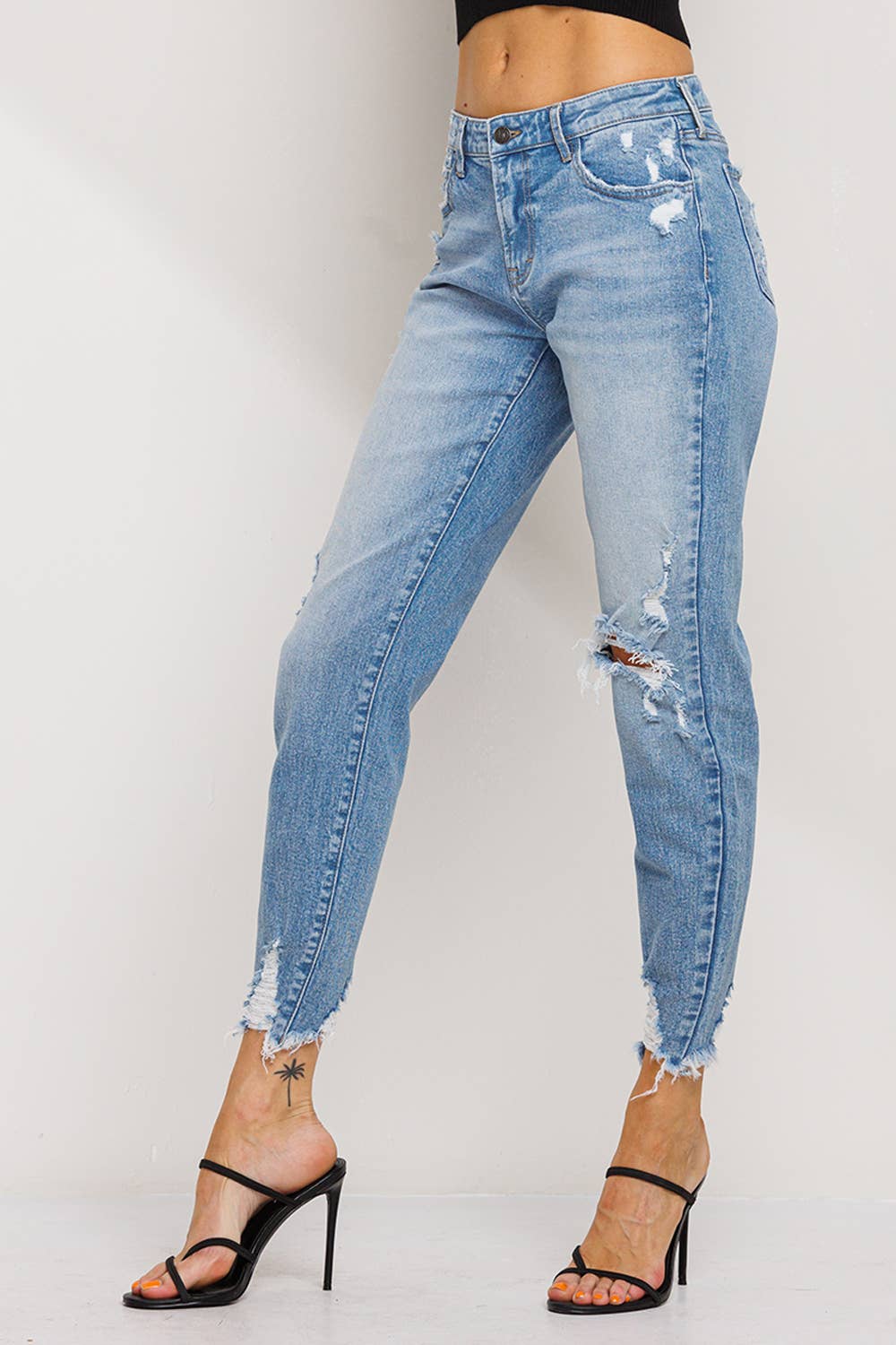 Mid Rise Distressed  Skinny