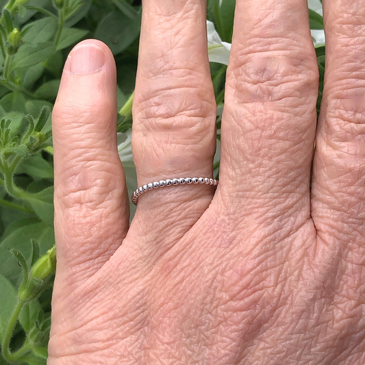 Tiny Dots High Polished Sterling Silver Band Ring: 7