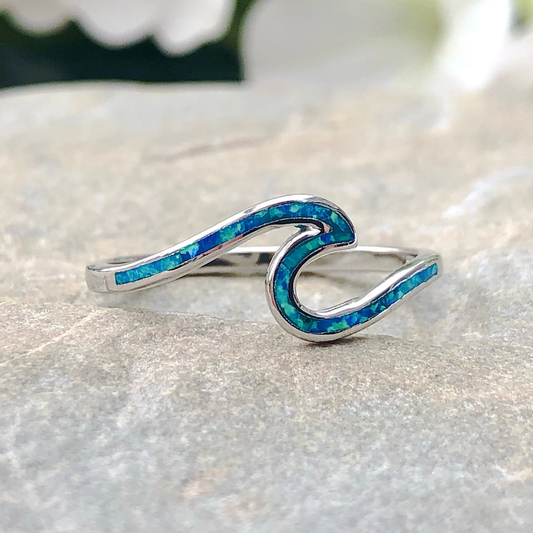 R-13 Blue Lab Opal Wave Ring: 8