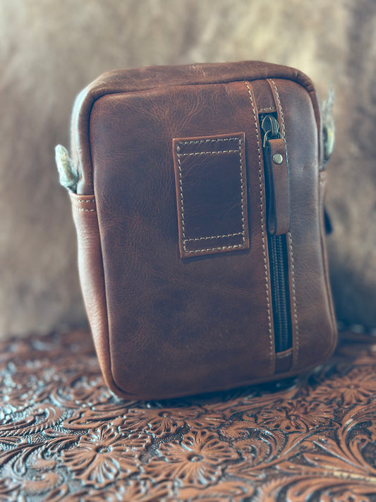 Leather Crossbody purse!