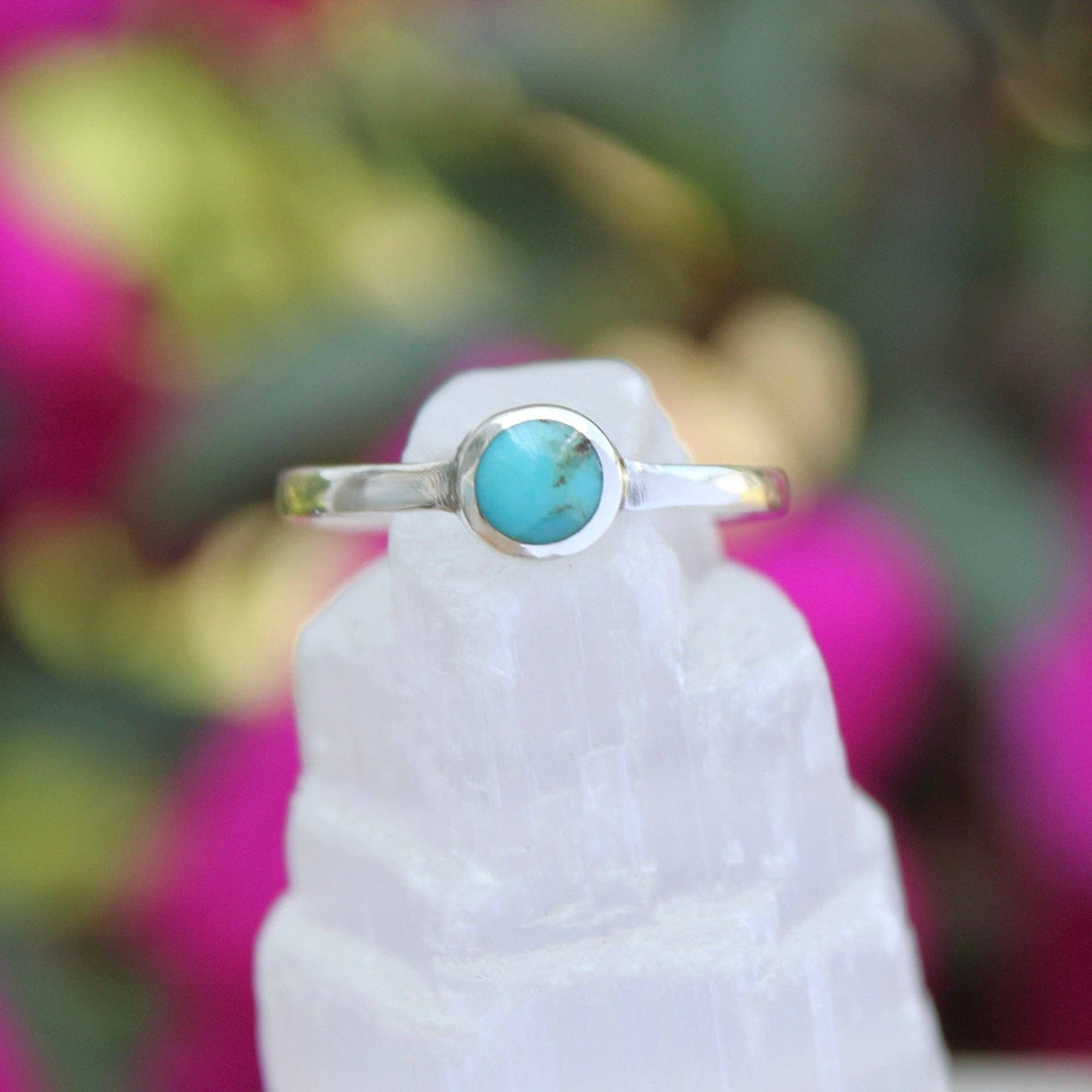 R-88 Tiny Round Turquoise Ring: 7