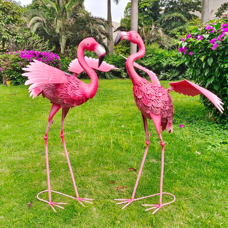 PAIR OF 33" & 30" PINK FLAMINGOS W/ SOLAR LIGHT