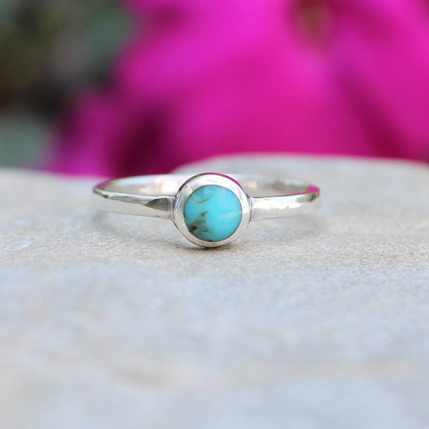 R-88 Tiny Round Turquoise Ring: 7