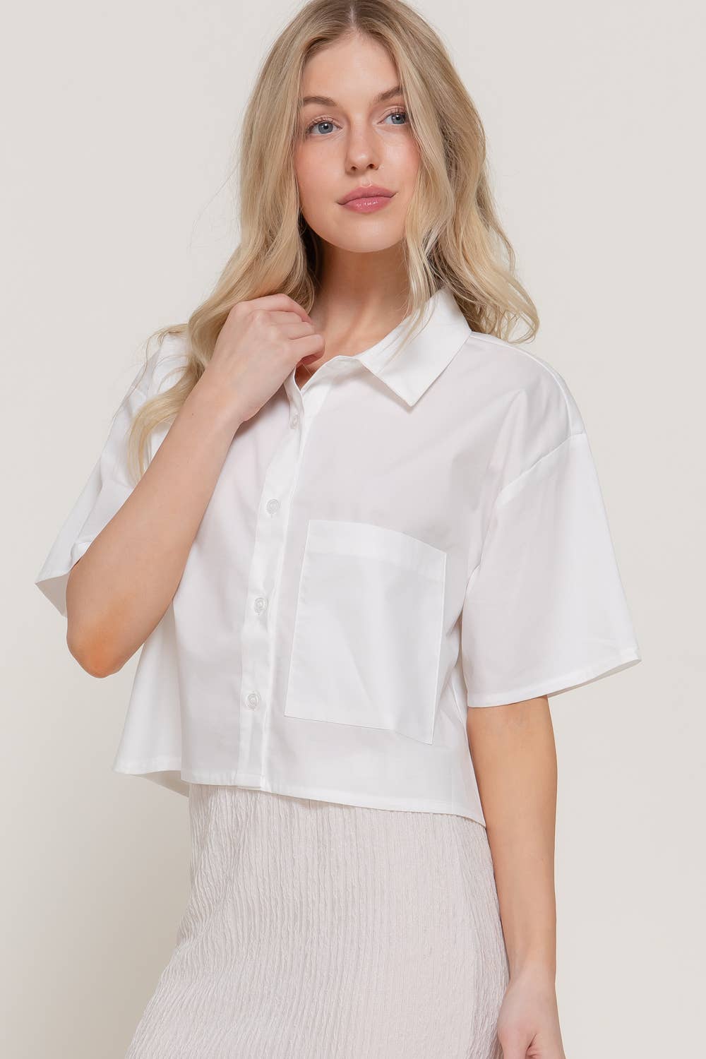 Short Sleeve Button Down Poplin Boxy Woven Shirt: BLU-blue / L