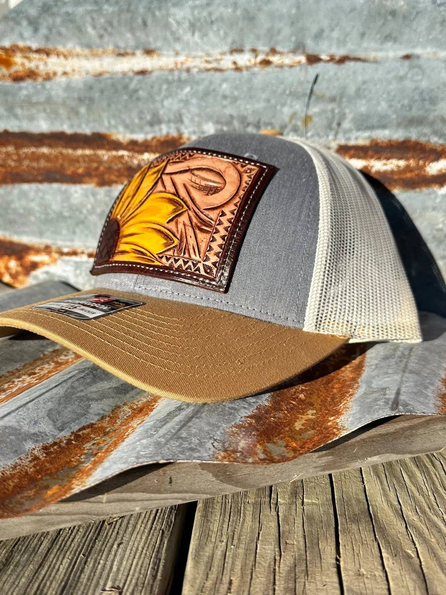 Tooled Leather Patch Cap Sunflower Southwest Western Cowgirl: Light Grey/Black