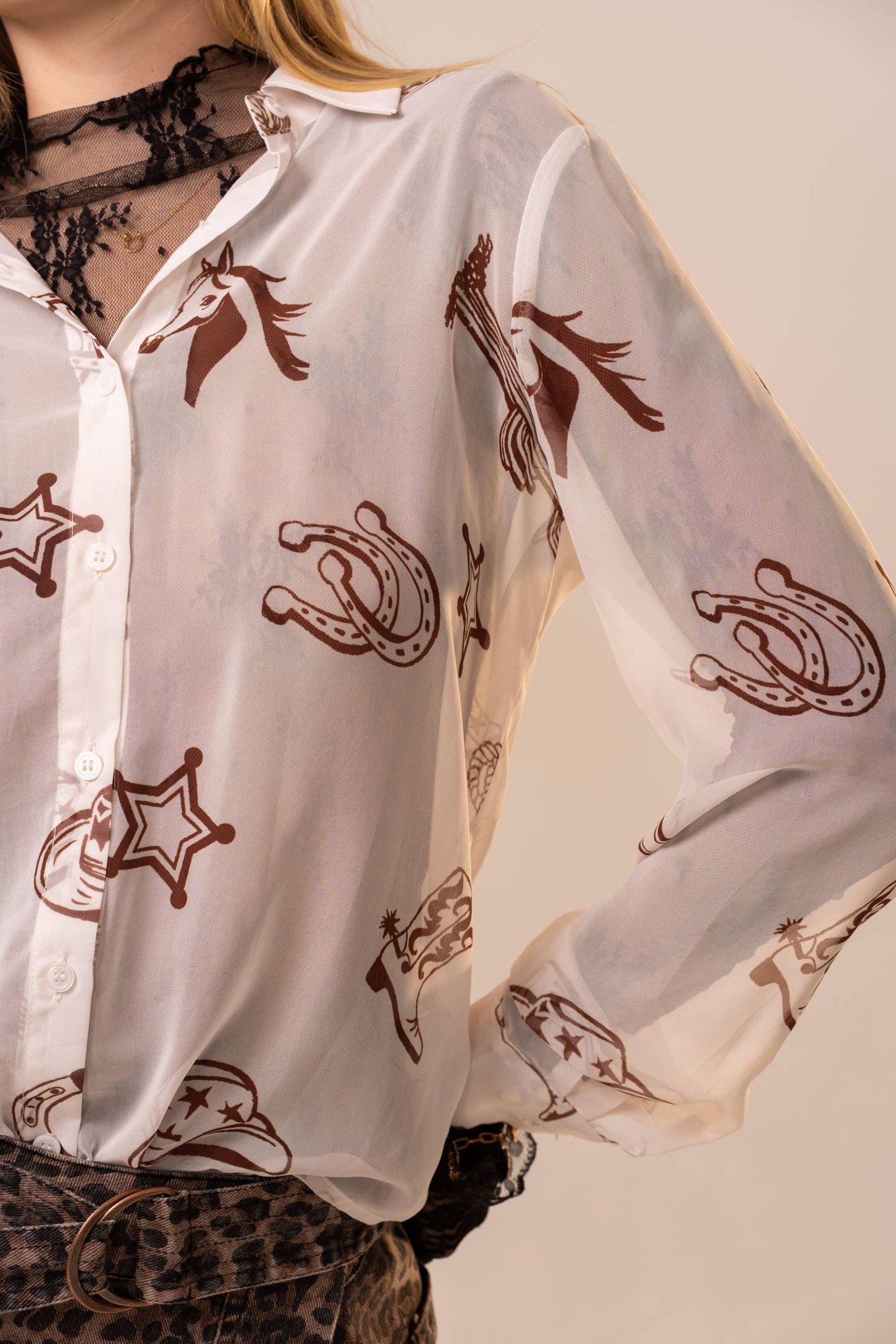 Chiffon Western Print Button-Up Blouse: OFF WHITE BROWN