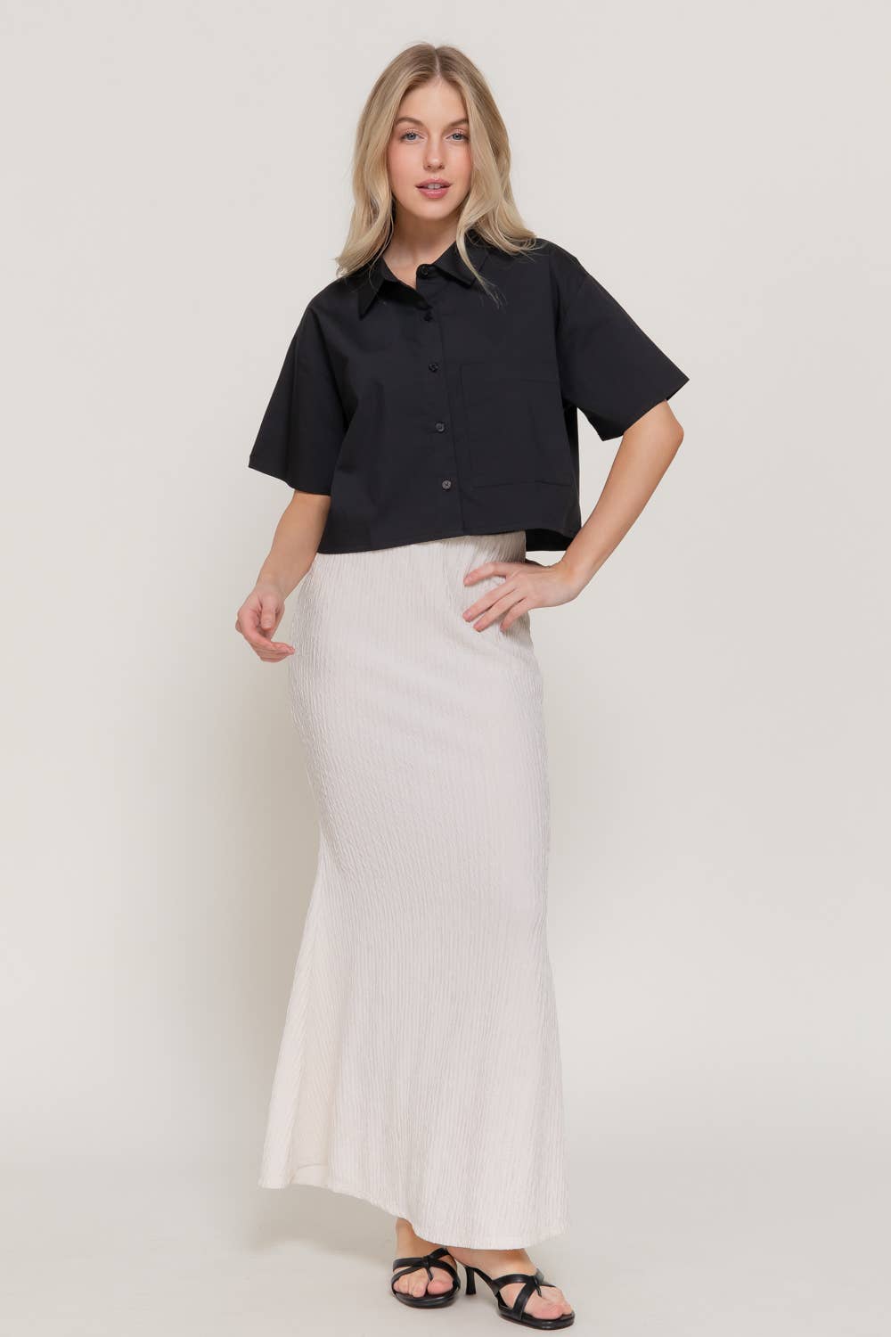 Short Sleeve Button Down Poplin Boxy Woven Shirt: BLU-blue / L
