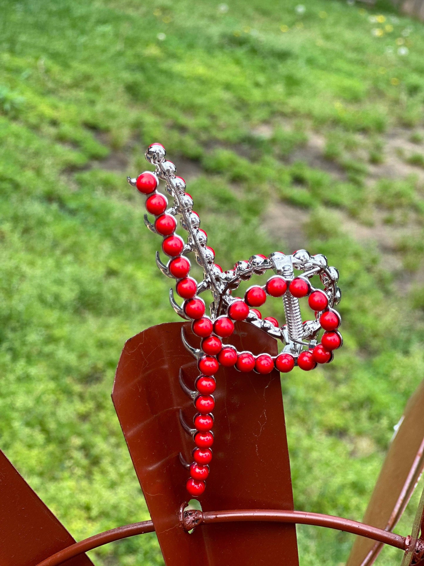 Red Stone Claw Clip