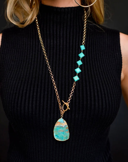 Gold Chain Necklace w/ Turquoise Stone